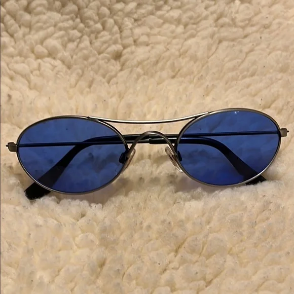 Stylish Oval Blue Lens Sunglasses - Picture 1 of 17